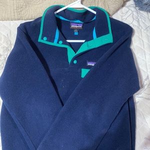 Patagonia pull over